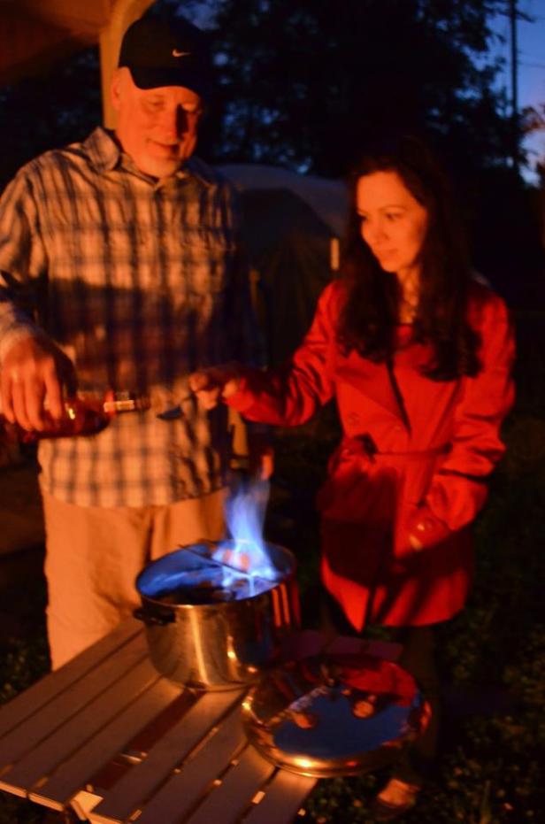 Feuerzangenbowle Pouring